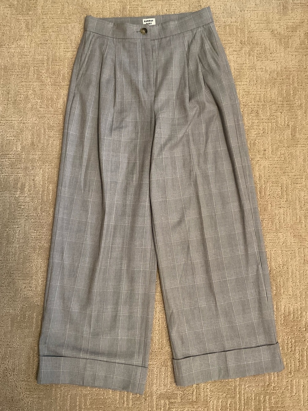 💜Aritzia Sunday Best Plaid Cuffed Ankle Cropped Pants Gray Sz 4 Minimalist EUC